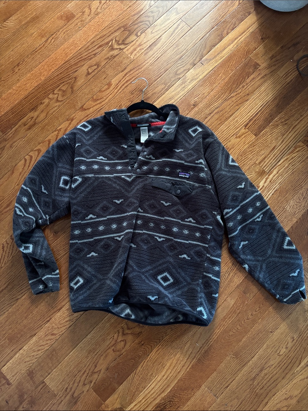 Patagonia Men’s Dark Gray Patterned Pullover Fleece Synchilla size M